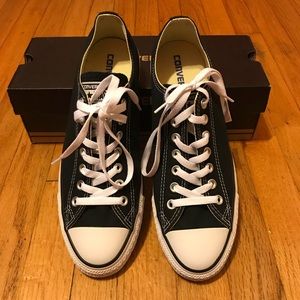 Classic Black Converse Chuck Taylors Size 9 (Men)